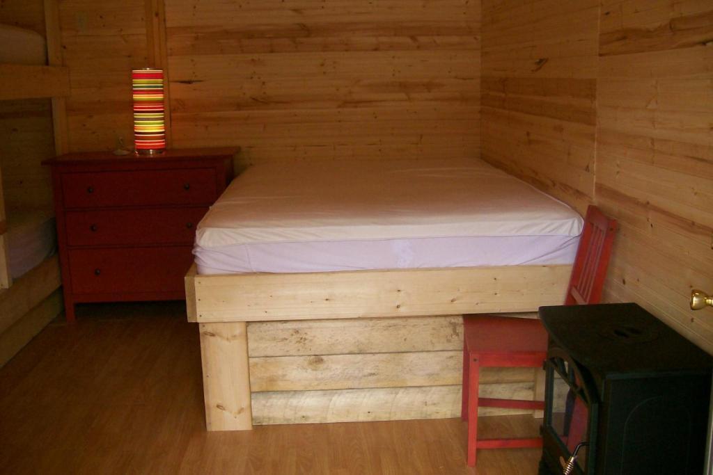 Noah'S Ark Campground Revelstoke Kamer foto
