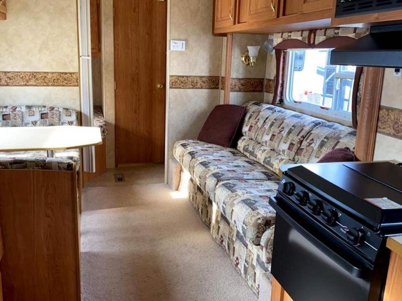 Noah'S Ark Campground Revelstoke Buitenkant foto
