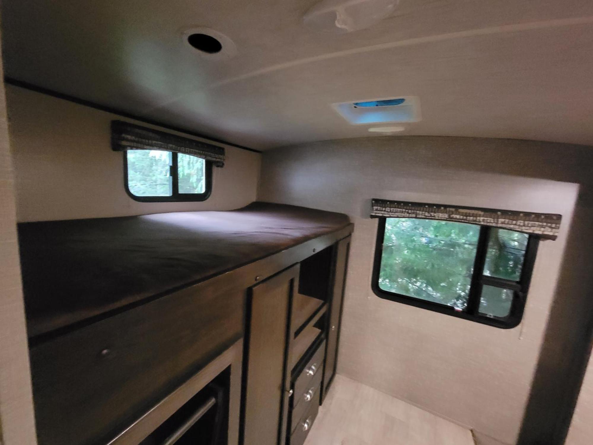 Noah'S Ark Campground Revelstoke Buitenkant foto