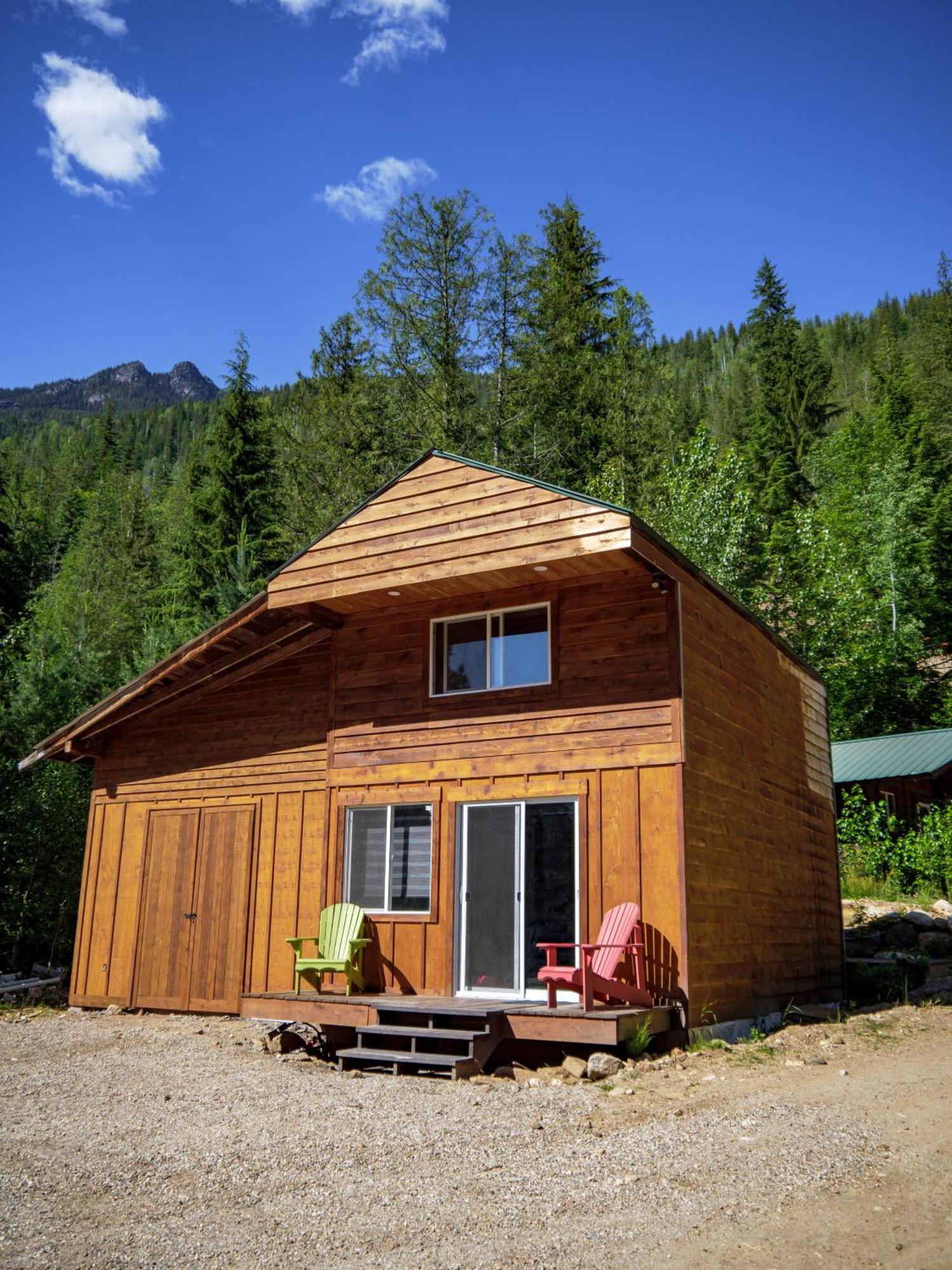 Noah'S Ark Campground Revelstoke Buitenkant foto